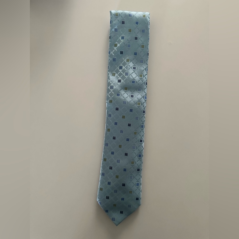 BCBG Light Blue Geometric Men's Tie